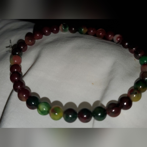 Jade Handmade Stretch Bracelet - Picture 7 of 8